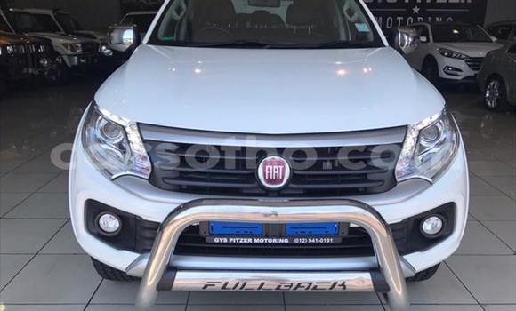 Sayi Na hannu Fiat Fullback White Mota in Butha Buthe a Butha-Buthe