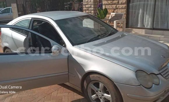 Sayi Na hannu Toyota 4Runner Other Mota in Maseru a Maseru Sayi Na hannu Toyota 4Runner Other Mota in Maseru a Maseru