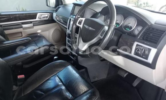 Sayi Na hannu Chrysler Voyager Blue Mota in Maseru a Maseru Sayi Na hannu Chrysler Voyager Blue Mota in Maseru a Maseru