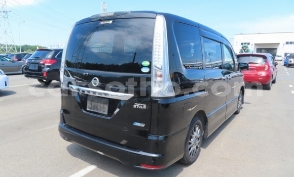 Sayi Na hannu Nissan Serena Black Mota in Maseru a Maseru Sayi Na hannu Nissan Serena Black Mota in Maseru a Maseru