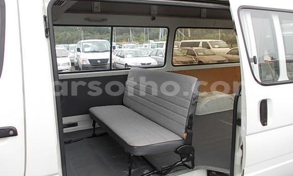 اشتري مستعمل Toyota Hiace White سيارة في Maseru في Maseru اشتري مستعمل Toyota Hiace White سيارة في Maseru في Maseru