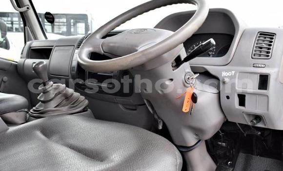 اشتري مستعمل Toyota Dyna White شاحنة في Maseru في Maseru اشتري مستعمل Toyota Dyna White شاحنة في Maseru في Maseru