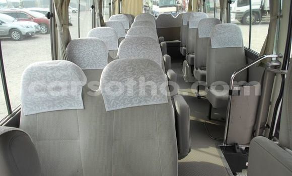 Acheter Occasion Voiture Toyota Coaster Marron à Maseru, Maseru Acheter Occasion Voiture Toyota Coaster Marron à Maseru, Maseru