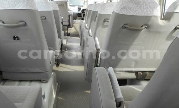 Acheter Occasion Voiture Toyota Coaster Marron à Maseru, Maseru Acheter Occasion Voiture Toyota Coaster Marron à Maseru, Maseru