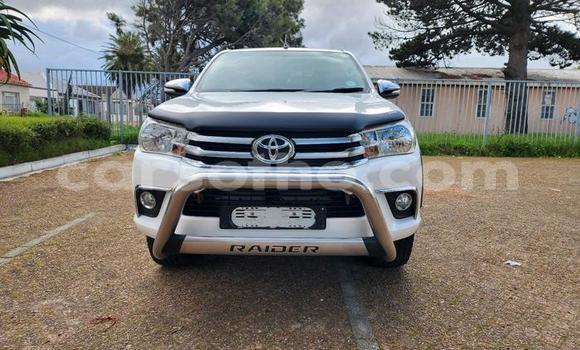 اشتري مستعمل Toyota Hilux White سيارة في Maseru في Maseru اشتري مستعمل Toyota Hilux White سيارة في Maseru في Maseru