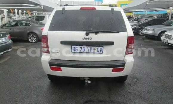 Buy Used Jeep Cherokee White Car in Maseru in Maseru Buy Used Jeep Cherokee White Car in Maseru in Maseru