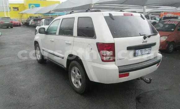 Buy Used Jeep Cherokee White Car in Maseru in Maseru Buy Used Jeep Cherokee White Car in Maseru in Maseru