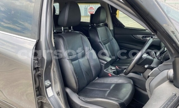 Acheter Occasion Voiture Nissan X–Trail Gris à Maputsoe, Leribe Acheter Occasion Voiture Nissan X–Trail Gris à Maputsoe, Leribe