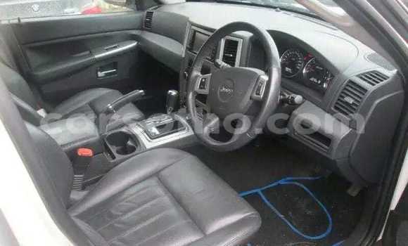 Buy Used Jeep Cherokee White Car in Maseru in Maseru Buy Used Jeep Cherokee White Car in Maseru in Maseru