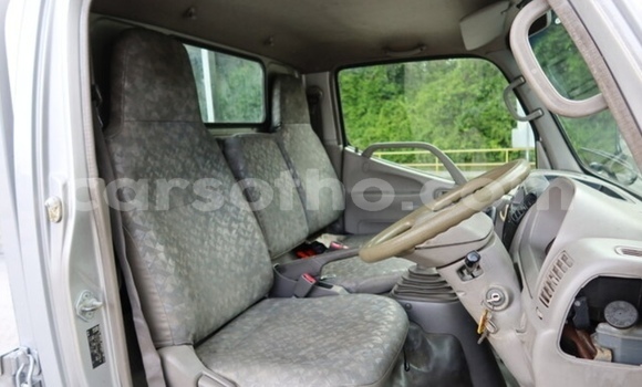 Acheter Occasion Voiture Toyota Dyna Gris à Maputsoe, Leribe Acheter Occasion Voiture Toyota Dyna Gris à Maputsoe, Leribe