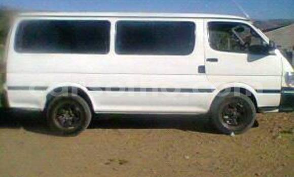 Buy Used Toyota Hiace White Car in Maseru in Maseru Buy Used Toyota Hiace White Car in Maseru in Maseru