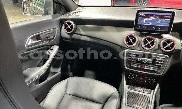 Sayi Na hannu Mercedes-Benz CLA-klasse Silver Mota in Maputsoe a Leribe Sayi Na hannu Mercedes-Benz CLA-klasse Silver Mota in Maputsoe a Leribe