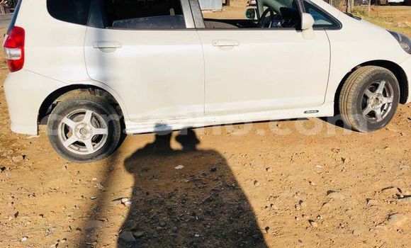 Acheter Occasion Voiture Honda FIT Blanc à Maseru, Maseru