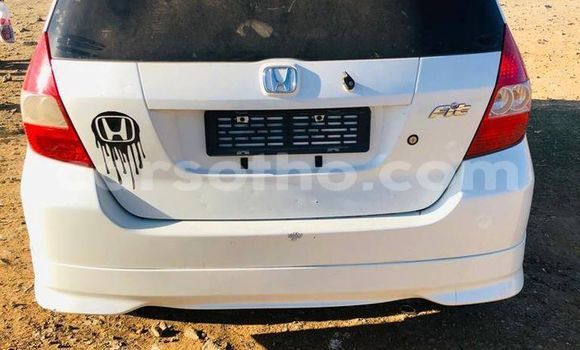 Acheter Occasion Voiture Honda FIT Blanc à Maseru, Maseru Acheter Occasion Voiture Honda FIT Blanc à Maseru, Maseru