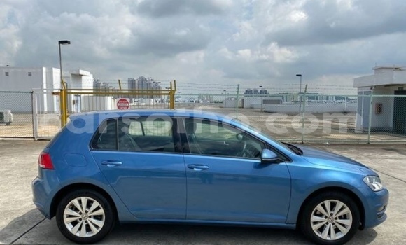 Acheter Occasion Voiture Volkswagen Golf Bleu à Maputsoe, Leribe Acheter Occasion Voiture Volkswagen Golf Bleu à Maputsoe, Leribe