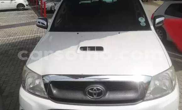 Acheter Occasion Voiture Toyota Hilux Blanc à Maseru, Maseru Acheter Occasion Voiture Toyota Hilux Blanc à Maseru, Maseru
