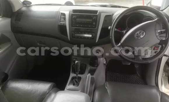 Acheter Occasion Voiture Toyota Hilux Blanc à Maseru, Maseru Acheter Occasion Voiture Toyota Hilux Blanc à Maseru, Maseru