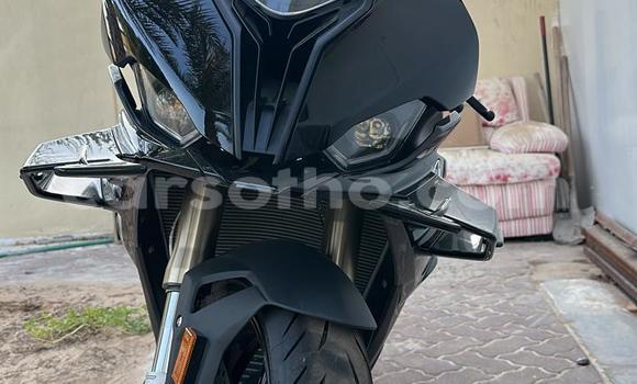 Sayi Na hannu BMW S 1000 Black Motsi in Butha Buthe a Butha-Buthe Sayi Na hannu BMW S 1000 Black Motsi in Butha Buthe a Butha-Buthe