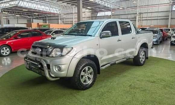 Buy Used Toyota Hilux Silver Car in Maseru in Maseru Buy Used Toyota Hilux Silver Car in Maseru in Maseru