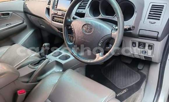Buy Used Toyota Hilux Silver Car in Maseru in Maseru Buy Used Toyota Hilux Silver Car in Maseru in Maseru
