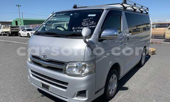 Sayi Na hannu Toyota Hiace Silver Mota in Maseru a Maseru Sayi Na hannu Toyota Hiace Silver Mota in Maseru a Maseru