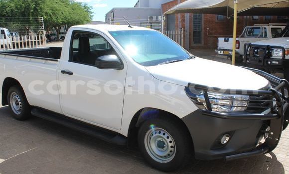 اشتري مستعمل Toyota Hilux White سيارة في Maseru في Maseru اشتري مستعمل Toyota Hilux White سيارة في Maseru في Maseru