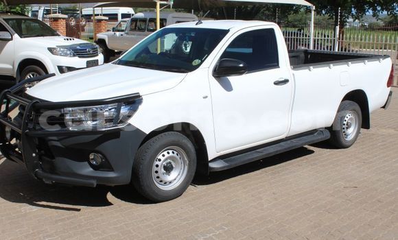 اشتري مستعمل Toyota Hilux White سيارة في Maseru في Maseru اشتري مستعمل Toyota Hilux White سيارة في Maseru في Maseru
