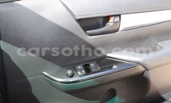 اشتري مستعمل Toyota Hilux White سيارة في Maseru في Maseru اشتري مستعمل Toyota Hilux White سيارة في Maseru في Maseru