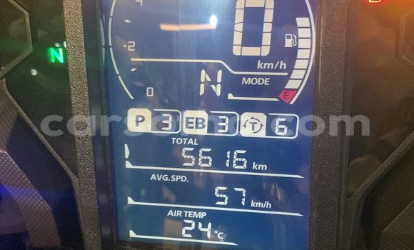 Sayi Na hannu Honda CRF White Motsi in Butha Buthe a Butha-Buthe Sayi Na hannu Honda CRF White Motsi in Butha Buthe a Butha-Buthe