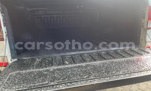 اشتري مستعمل Mazda BT-50 White سيارة في Maseru في Maseru اشتري مستعمل Mazda BT-50 White سيارة في Maseru في Maseru