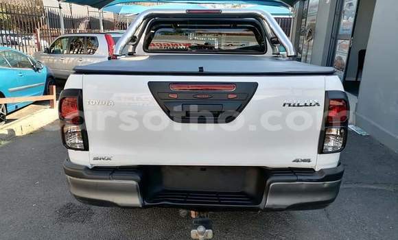 اشتري مستعمل Toyota Hilux White سيارة في Maseru في Maseru اشتري مستعمل Toyota Hilux White سيارة في Maseru في Maseru
