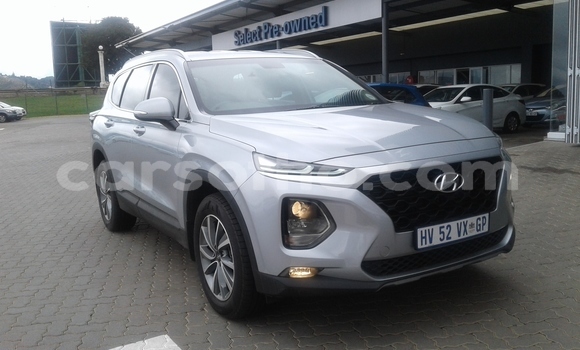 Acheter Occasion Voiture Hyundai Santa Fe Blanc à Mokhotlong, Berea Acheter Occasion Voiture Hyundai Santa Fe Blanc à Mokhotlong, Berea
