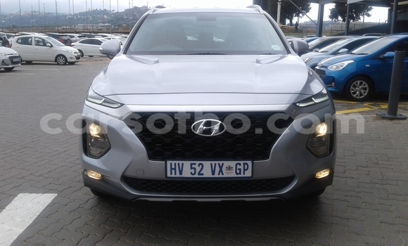 Acheter Occasion Voiture Hyundai Santa Fe Blanc à Mokhotlong, Berea Acheter Occasion Voiture Hyundai Santa Fe Blanc à Mokhotlong, Berea