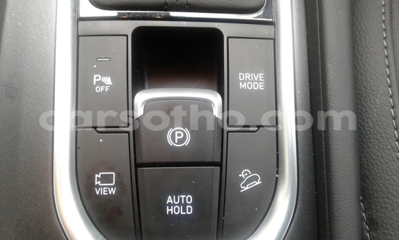 Acheter Occasion Voiture Hyundai Santa Fe Blanc à Mokhotlong, Berea Acheter Occasion Voiture Hyundai Santa Fe Blanc à Mokhotlong, Berea