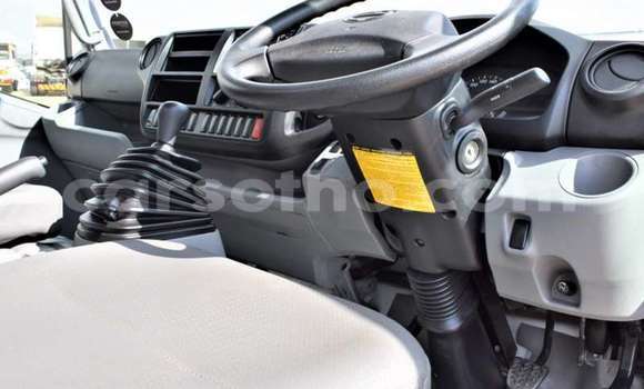 Acheter Occasion Utilitaire Hino 300 Series Blanc à Maseru, Maseru Acheter Occasion Utilitaire Hino 300 Series Blanc à Maseru, Maseru