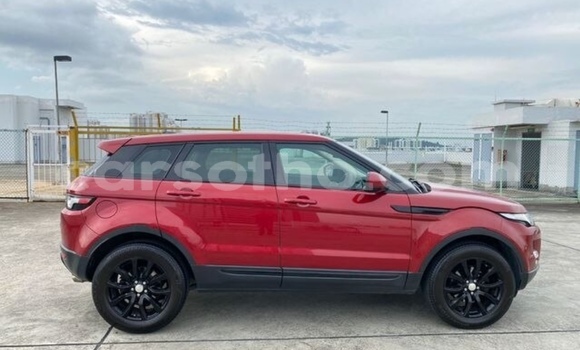 Acheter Occasion Voiture Land Rover Range Rover Evoque Rouge à Maputsoe, Leribe Acheter Occasion Voiture Land Rover Range Rover Evoque Rouge à Maputsoe, Leribe