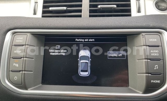 Acheter Occasion Voiture Land Rover Range Rover Evoque Rouge à Maputsoe, Leribe Acheter Occasion Voiture Land Rover Range Rover Evoque Rouge à Maputsoe, Leribe