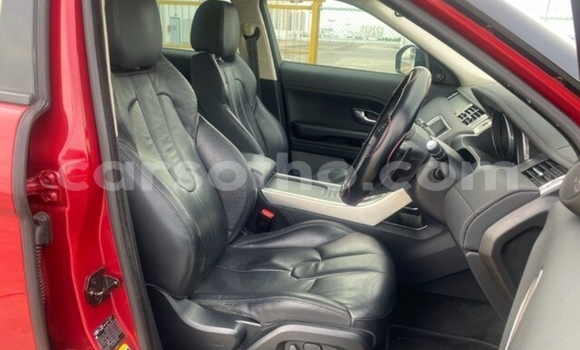 Acheter Occasion Voiture Land Rover Range Rover Evoque Rouge à Maputsoe, Leribe Acheter Occasion Voiture Land Rover Range Rover Evoque Rouge à Maputsoe, Leribe
