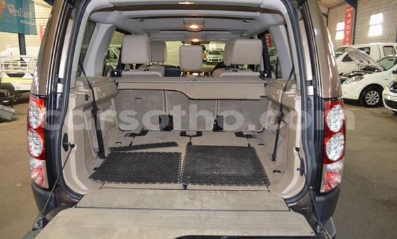 Buy Used Land Rover Discovery Brown Car in Maseru in Maseru Buy Used Land Rover Discovery Brown Car in Maseru in Maseru
