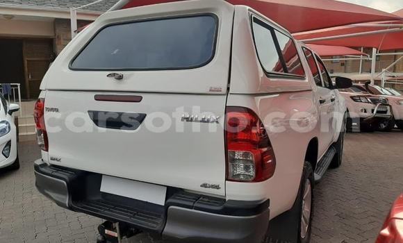 Buy Used Toyota Hilux White Car in Maseru in Maseru Buy Used Toyota Hilux White Car in Maseru in Maseru
