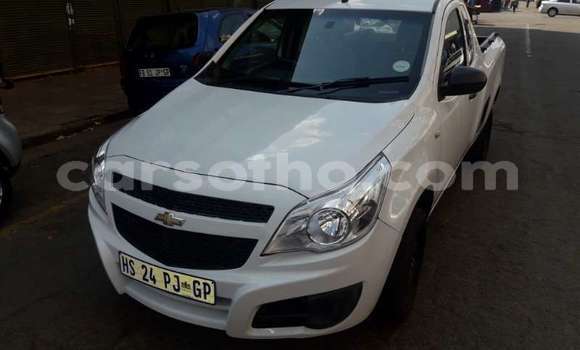 Sayi Na hannu Chevrolet Corsa White Mota in Maputsoe a Leribe