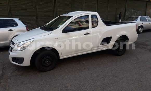 Acheter Occasion Voiture Chevrolet Corsa Blanc à Maputsoe, Leribe Acheter Occasion Voiture Chevrolet Corsa Blanc à Maputsoe, Leribe