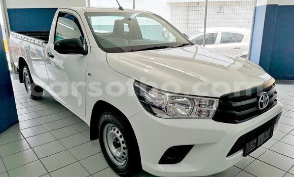 اشتري مستعمل Toyota Hilux White سيارة في Maseru في Maseru اشتري مستعمل Toyota Hilux White سيارة في Maseru في Maseru