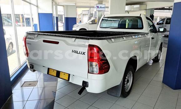 اشتري مستعمل Toyota Hilux White سيارة في Maseru في Maseru اشتري مستعمل Toyota Hilux White سيارة في Maseru في Maseru