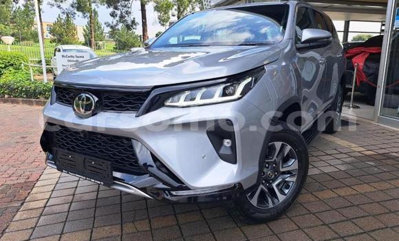 Buy Used Toyota Fortuner Silver Car in Maseru in Maseru Buy Used Toyota Fortuner Silver Car in Maseru in Maseru