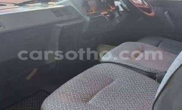Sayi Na hannu Toyota Hiace White Mota in Maseru a Maseru Sayi Na hannu Toyota Hiace White Mota in Maseru a Maseru