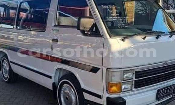 Sayi Na hannu Toyota Hiace White Mota in Maseru a Maseru Sayi Na hannu Toyota Hiace White Mota in Maseru a Maseru