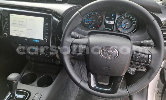 اشتري مستعمل Toyota Hilux White سيارة في Maseru في Maseru اشتري مستعمل Toyota Hilux White سيارة في Maseru في Maseru