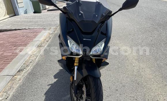 Sayi Na hannu Honda Forza Silver Motsi in Maseru a Maseru Sayi Na hannu Honda Forza Silver Motsi in Maseru a Maseru