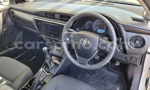 Acheter Occasion Voiture Toyota Corolla Blanc à Maseru, Maseru Acheter Occasion Voiture Toyota Corolla Blanc à Maseru, Maseru